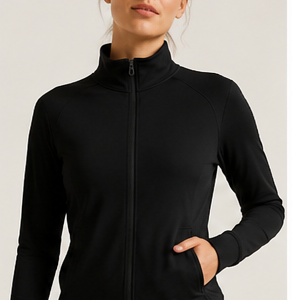 Chaqueta deportiva negra